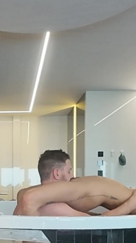 cum in Me Please Papiii Petite 18år Latina Goes Nuclear - Veronica Leal Jacuzzi