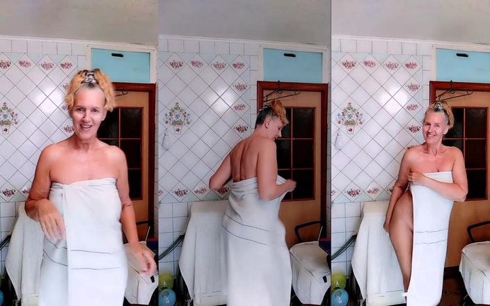 Lukerya: Sexy žena v domácnosti Lukerya v bílém krajkovém prádle