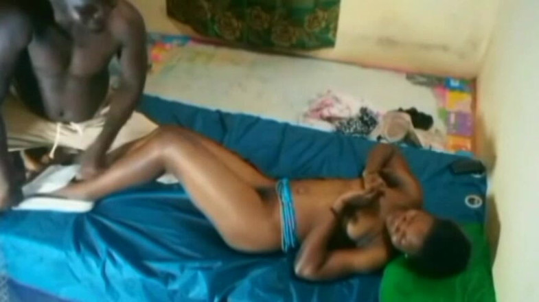 Sex tatie dessi: Murid Afrika di rumah gurunya