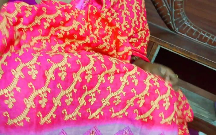 Bangala bhabhi: Desi vesnická Bhabhi hladová a saje