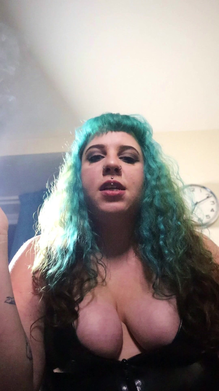 Goddess Kinx: From Smoke Slave to Strap-on Slave - No Negotiation