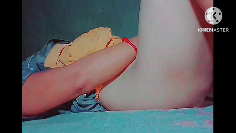 TricolorMusic3: Sexy hermosa hermanastra haciendo video desnudo para su esposo, que...