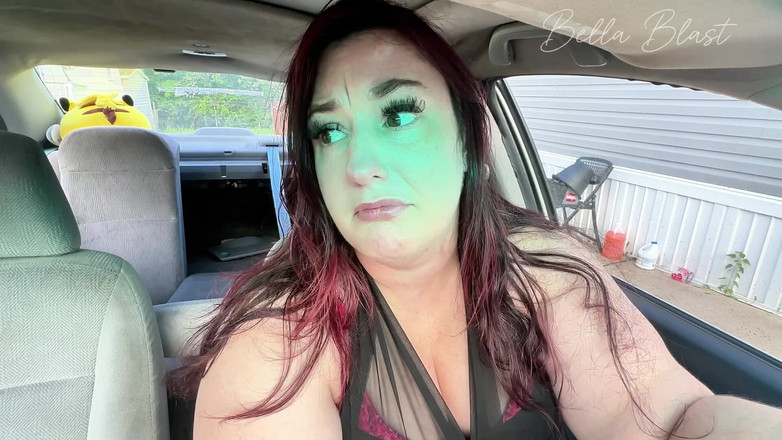 BellaBlast: La bbw gassa lotta con lo stuzzicamento della macchina: wont...