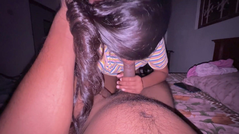 J kodi: Awek kampung comel India blowjob selepas makan air mani