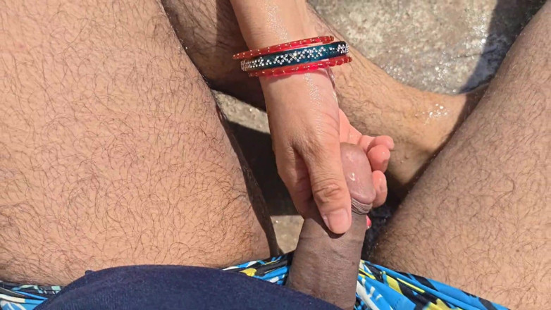 Sexy baby girl: Ngentot adik ipar saat dia lagi cuci baju di ladang
