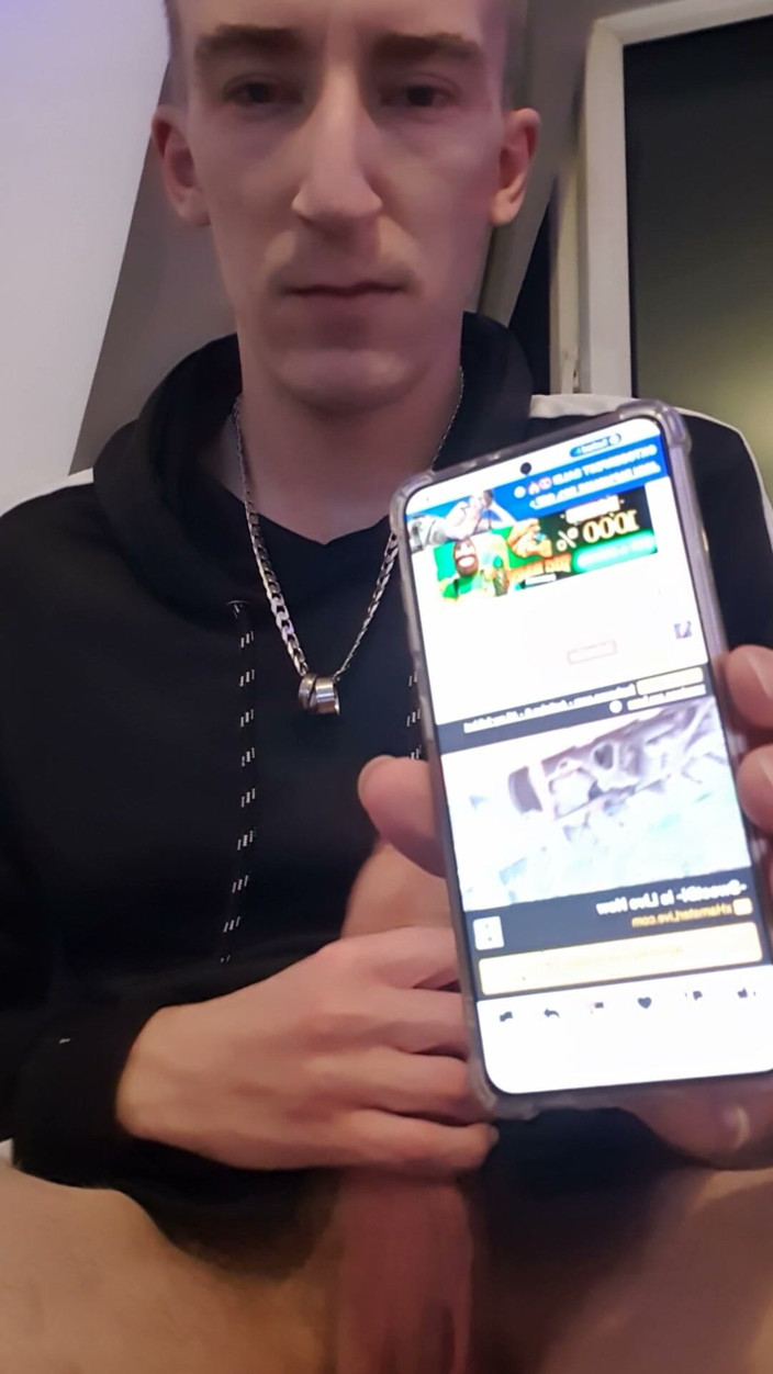 Adamross: Wanking While Watching Straight Porn