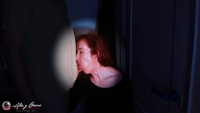 Cherry Lips: Sesso al buio - Labbra ciliegie