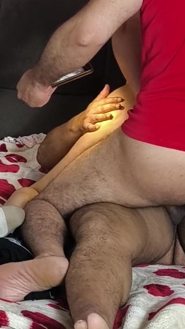 Gangbang Arabic: Esposa Árabe Comparte Doble Penetración