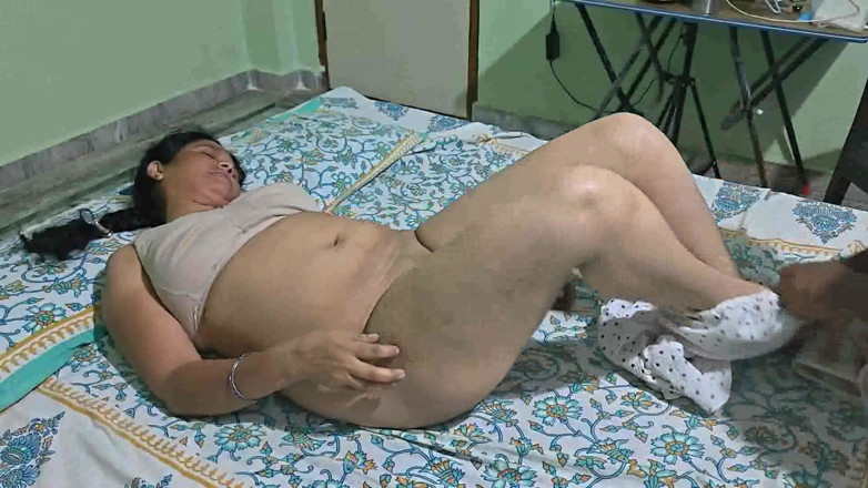 Sexy sindu: Super sexy tetička tvrdě ošukaná přítelem