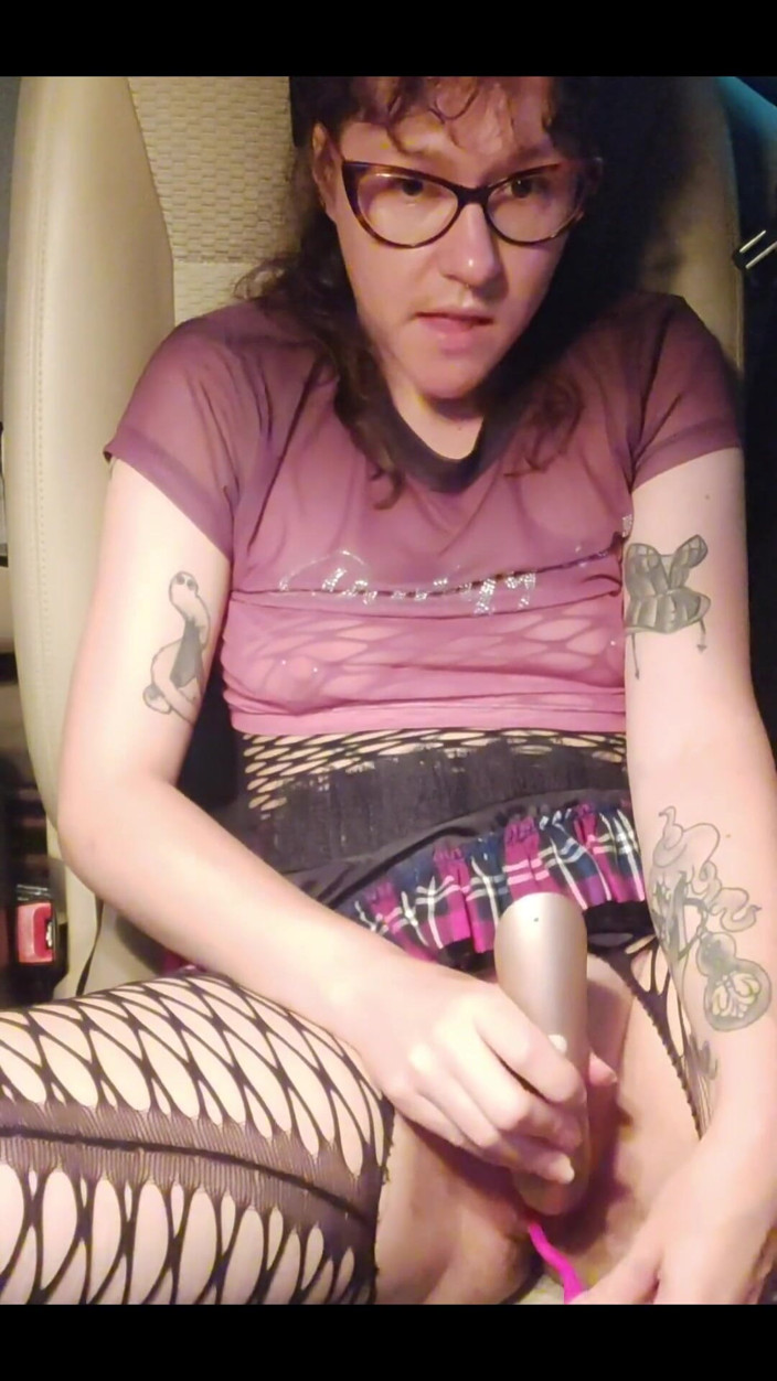 CherryOrchid: Dalam Kereta Saya Sendiri