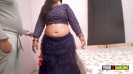 Jony Darling: Macecha s obrovským zadkem v oblečení, když ji její nevlastní...