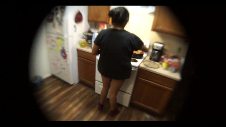 DeesDeepThroat: Dee in the Kitchen