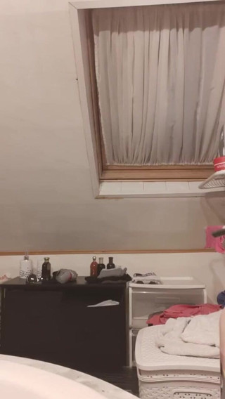 Mickacam: Skiny guy solo