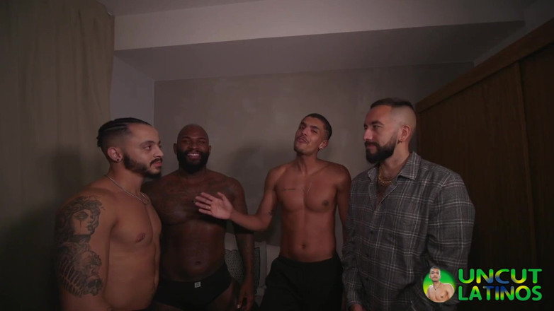 Uncut Latinos: Aç delikli ayaklar uncutlatinos ırklararası büyük zenci tapıyor
