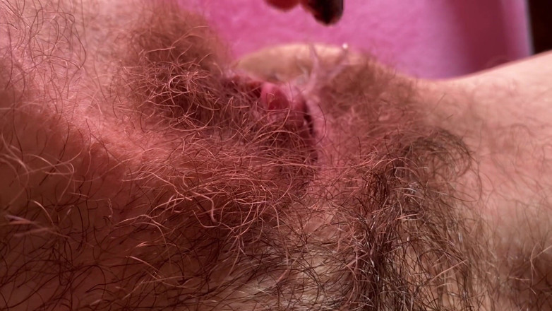 Cuteblonde666: Wet pussy sounds closeup big clit hairy