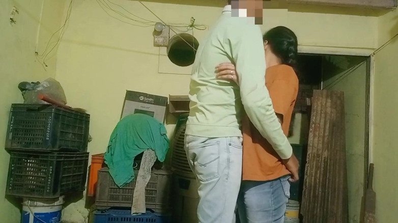 NikiRathod: Video blowjob dengan muka sedih