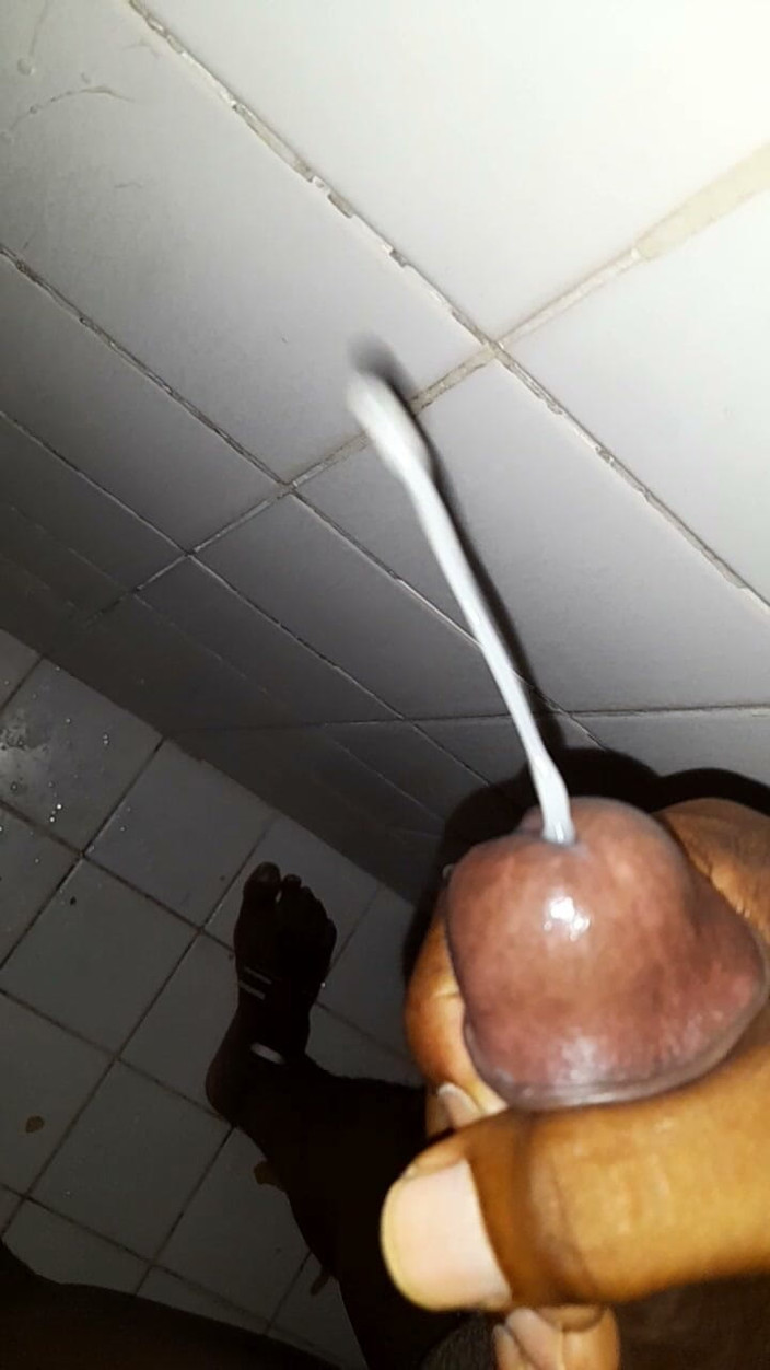 Islandvibes69: Jerking off S12 Ep8