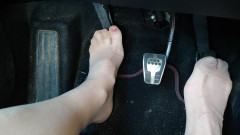 Goldschatz59: Pedal Pumping in Birkenstocks