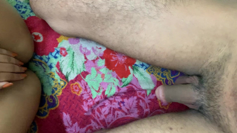 Riya mickey: Junge asiatische studentin erwischt beim "üben" für das college - alter und...