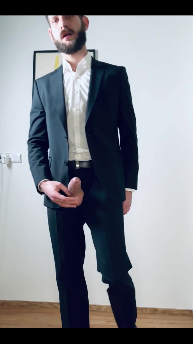 Who Wants Stepdaddy’s Dick? (BohemianBoy)