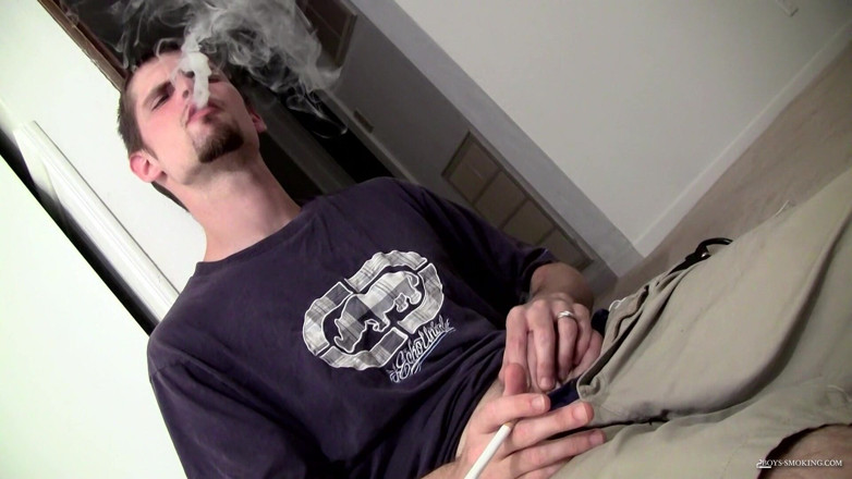Boys Smoking: Nolan Newport 100-an