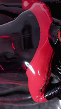 In10s Sealed Fuck (stage 1 - the Red Target) [moment]