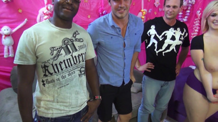 Fuck a Fan: Tory Lane and Siri share a fan from Kenya's big...