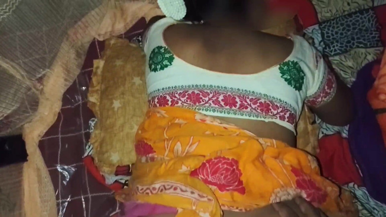 Dogrupali69: Video seks baru tante seksi india dientot gaya doggy dan...