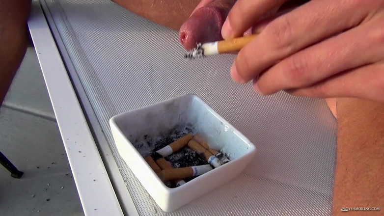 Boys Smoking: Ryan Chainin 100's