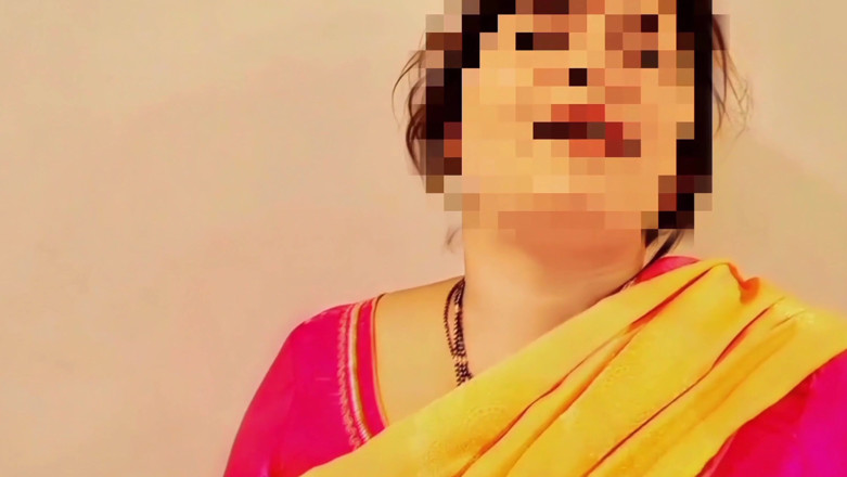 Sexybhabhi999: Marathi žena si vzala sex od svého mladého nevlastního bratra, když...