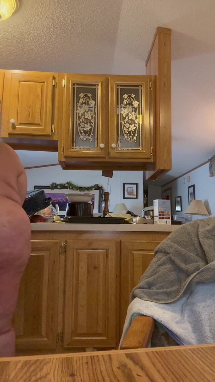 Big Ass 4 U: 拿起那个鼓棒塞进你的奶奶