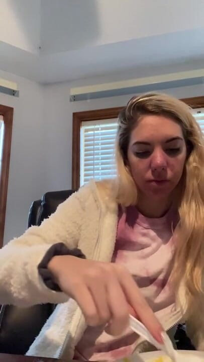 MissAlexiaC: Lížu 3 minuty