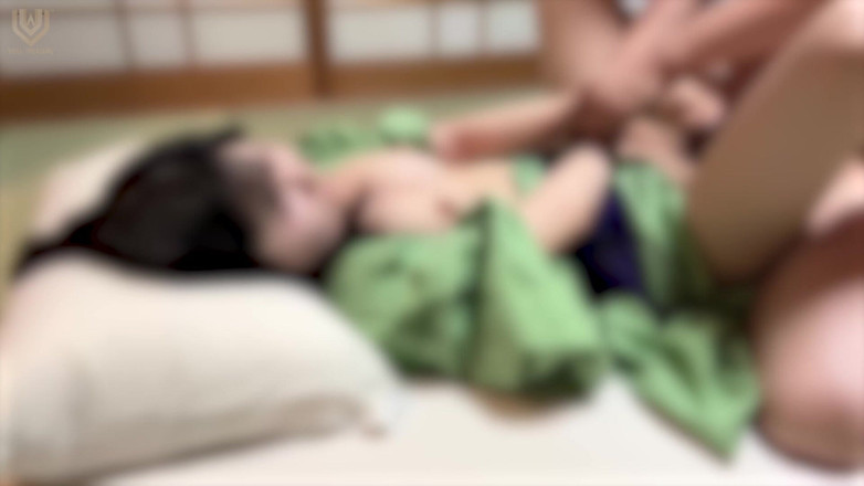 Japonica study book: 我在过夜约会期间与一个18岁女孩发生多次性关系