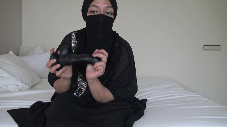 Souzan Halabi: Arab Dirty Talk Stepmother Stepson