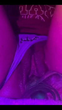 Close up Squirting on Dildo