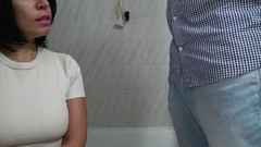 Stepmom Susan: La matrigna tettona ordina al figliastro di accarezzare il suo...
