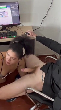 Naughty Secretary Sucked off Company Boss to Promote Herself