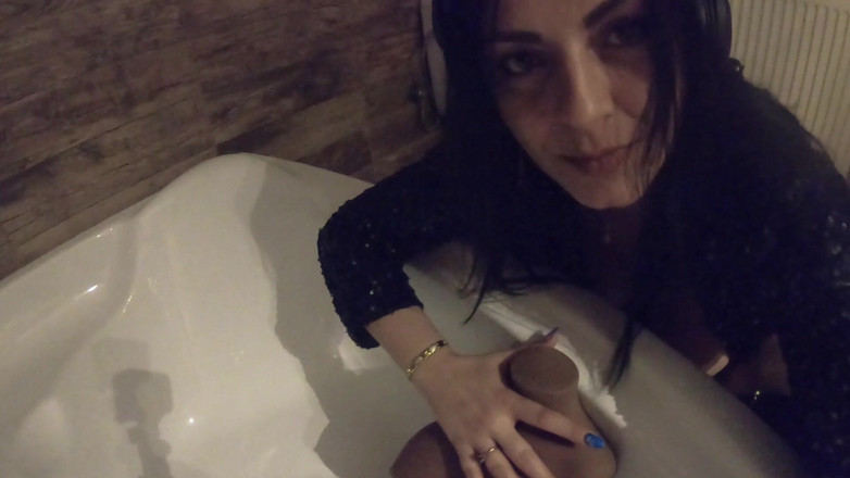 MilfyCalla: Bathroom Pee Fetish in Shiny Outfit. Pvc Dress Toilet Tease...
