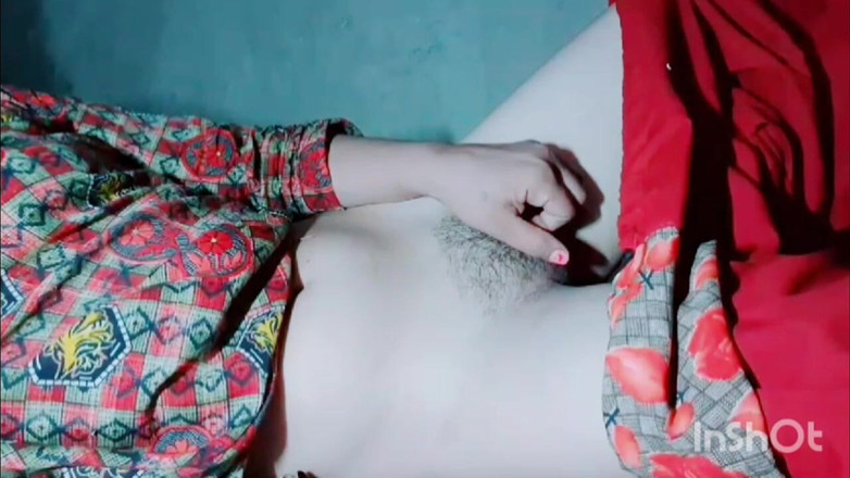 TricolorMusic3: हॉट सेक्सी सुंदर लड़की, बहुत ठंडी हॉट चूत, सेक्सी चूत, बहुत हॉट, बहुत साफ, वह चुदाई के लिए बहुत तैयार है, किसी भी तरह का लंड