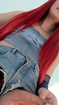 Aline Is Always Happy and Loves to Masturbate