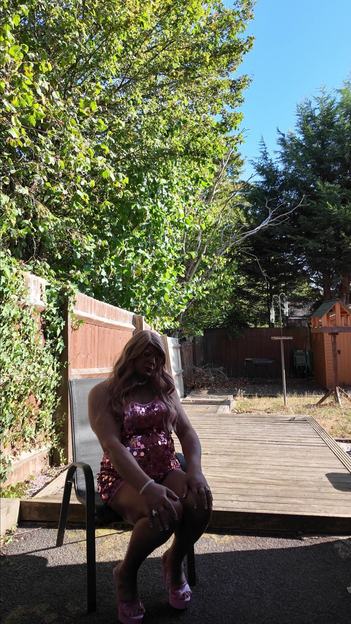 Kelly CD 2022: Sexy Crossdresser Kellycd2022 in My Pink Sequin Little Dress and...
