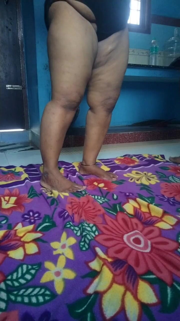 Benita sweety: Adik ipar blowjob panas dan menjilat pepek
