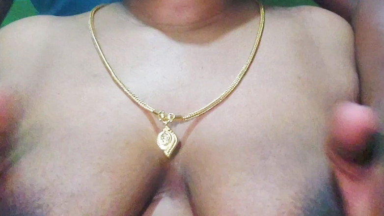 Desi Mohini: Indiana esposa compartilhando com um baba pornô xxx