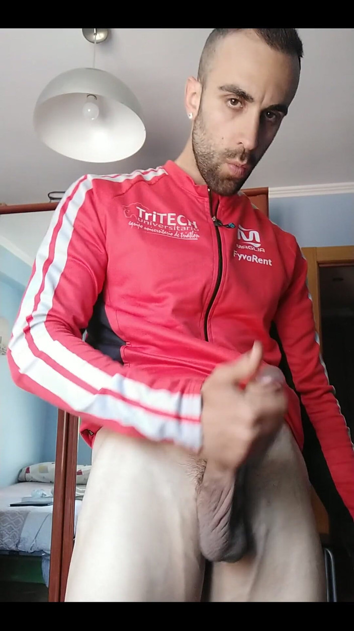 Zeus Ray: Mostrando mi gran polla