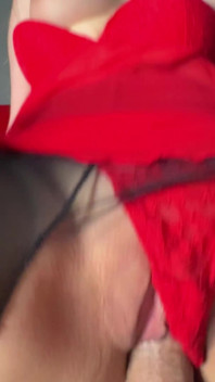 Macecha, vezmi ptáka svého nevlastního syna! Macecha je vzrušená a honí si to pro rodinné porno