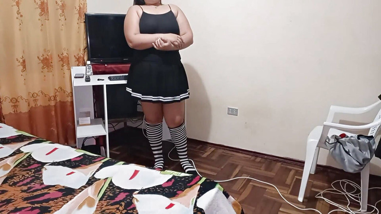 WhysMom: Moje nevlastní matka se nechá natočit, zatímco šukáme, protože je ráda...