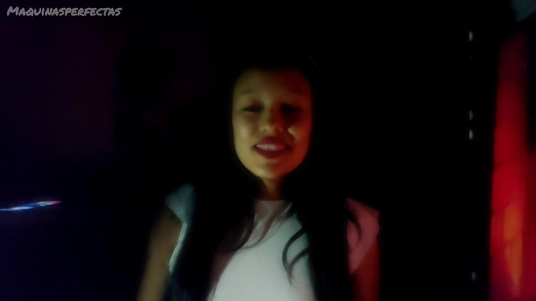 Maquinasperfectas: XXX masturbuje pro mě a končí tím, že mi plní ústa spermatem...