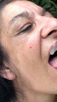 Grobe öffentliche reife anal-gruppensex-orgie