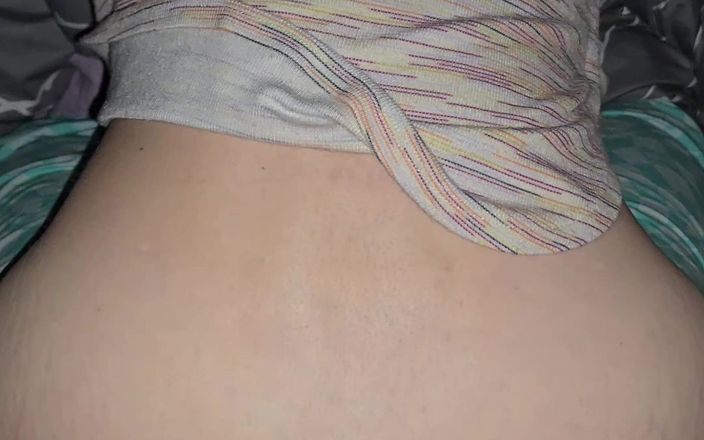SexyGamerMomma: MILFka šuká, než se dostane do špinavé finále