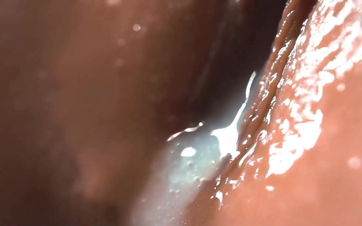 Close up fetish: ASMR Dibandingkan dildo dan kontol. Penetrasi jarak dekat